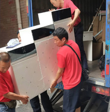 提供家庭各種家具搬家服務